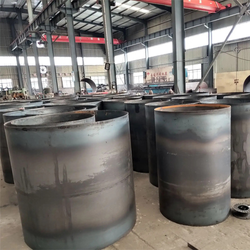 选择兴安盟钢护筒的材质时考虑哪些条件？